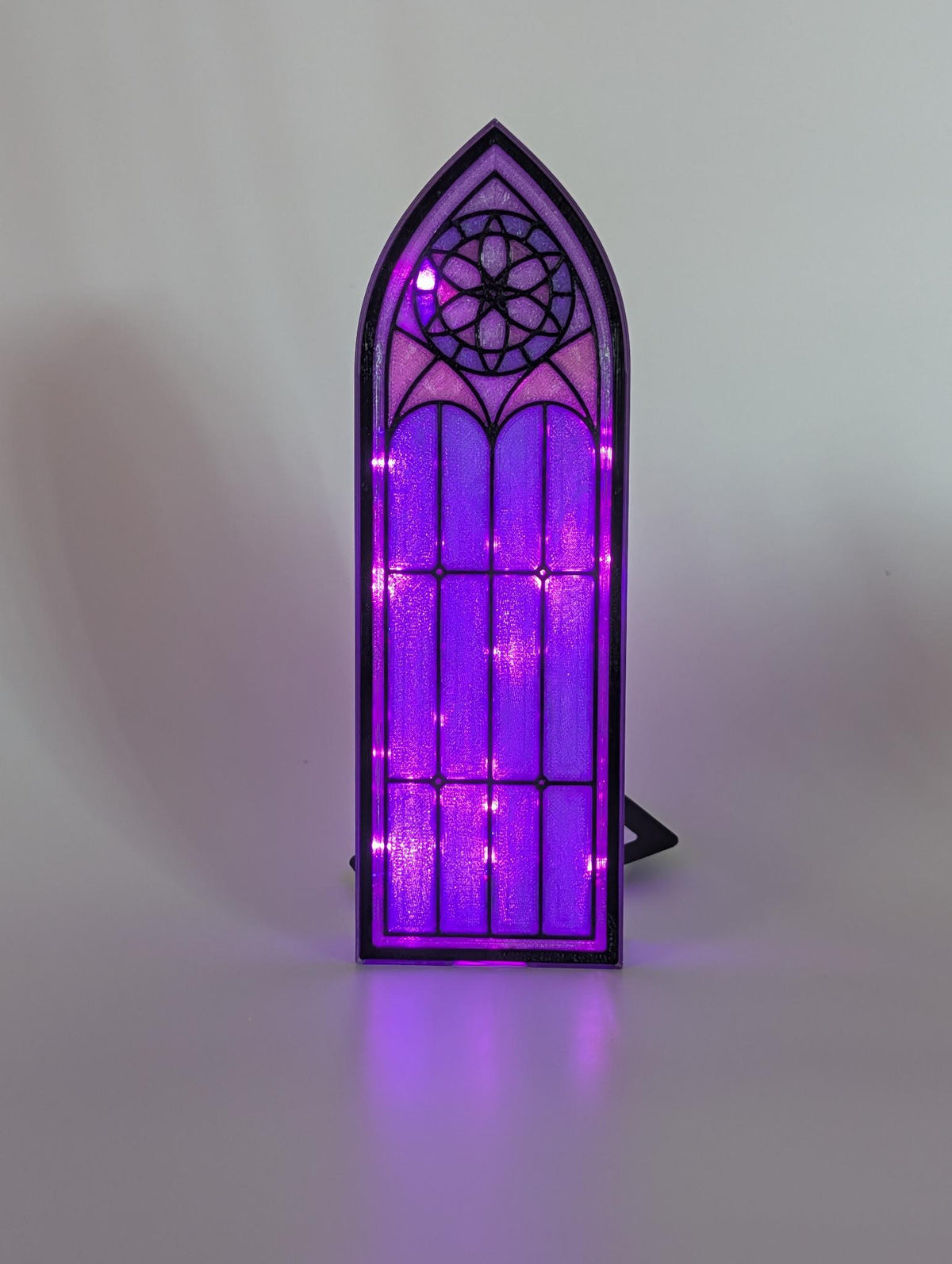 ✨ Cathedral Glow Book Nook — Faux Stained Glass 3D Printed Gothic Window Light (Purple Rose Edition)